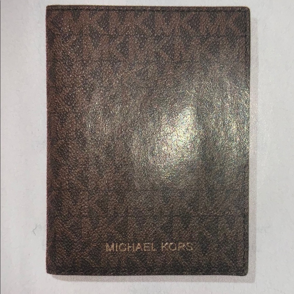 NWT Michael Kors Passport Wallet